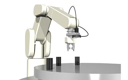 組立工程でのハンドリング・外観検査