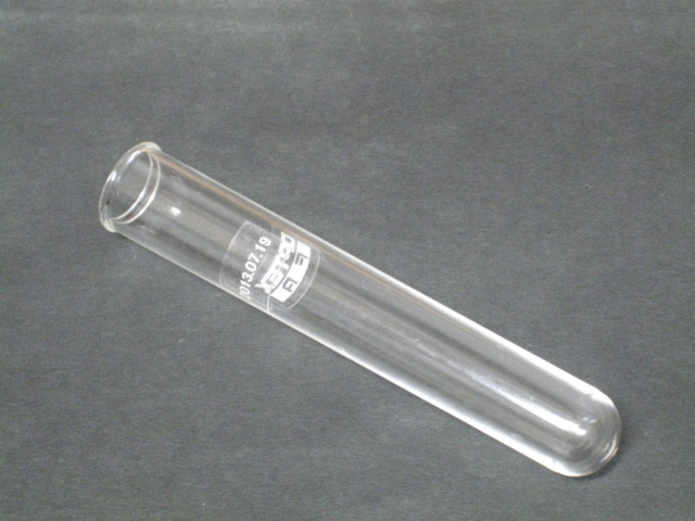 ワーク：透明容器
※表面手前と裏面にプリント有り